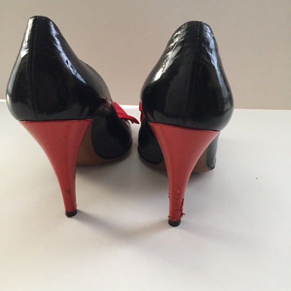 Moschino cheap and chic designer cheapandchic black patent red heel bow 6 as is - Picture 5 of 16